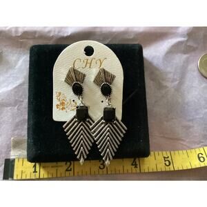 4088 NIP CHY Vintage Silvertone Black Onyx Glass Art Deco Style Drop Earrings